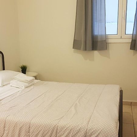 A Great Stay At A Comfortable Large Apartment Афины Экстерьер фото